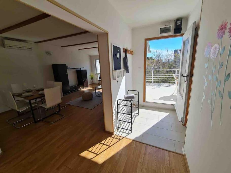 Apartamento Prostorný domov v nejkrásnější části Chorvatska Vodice Exterior foto